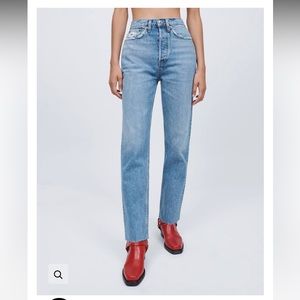 RE/DONE 70’s Ultra High Rise Stovepipe in light wash denim size 28